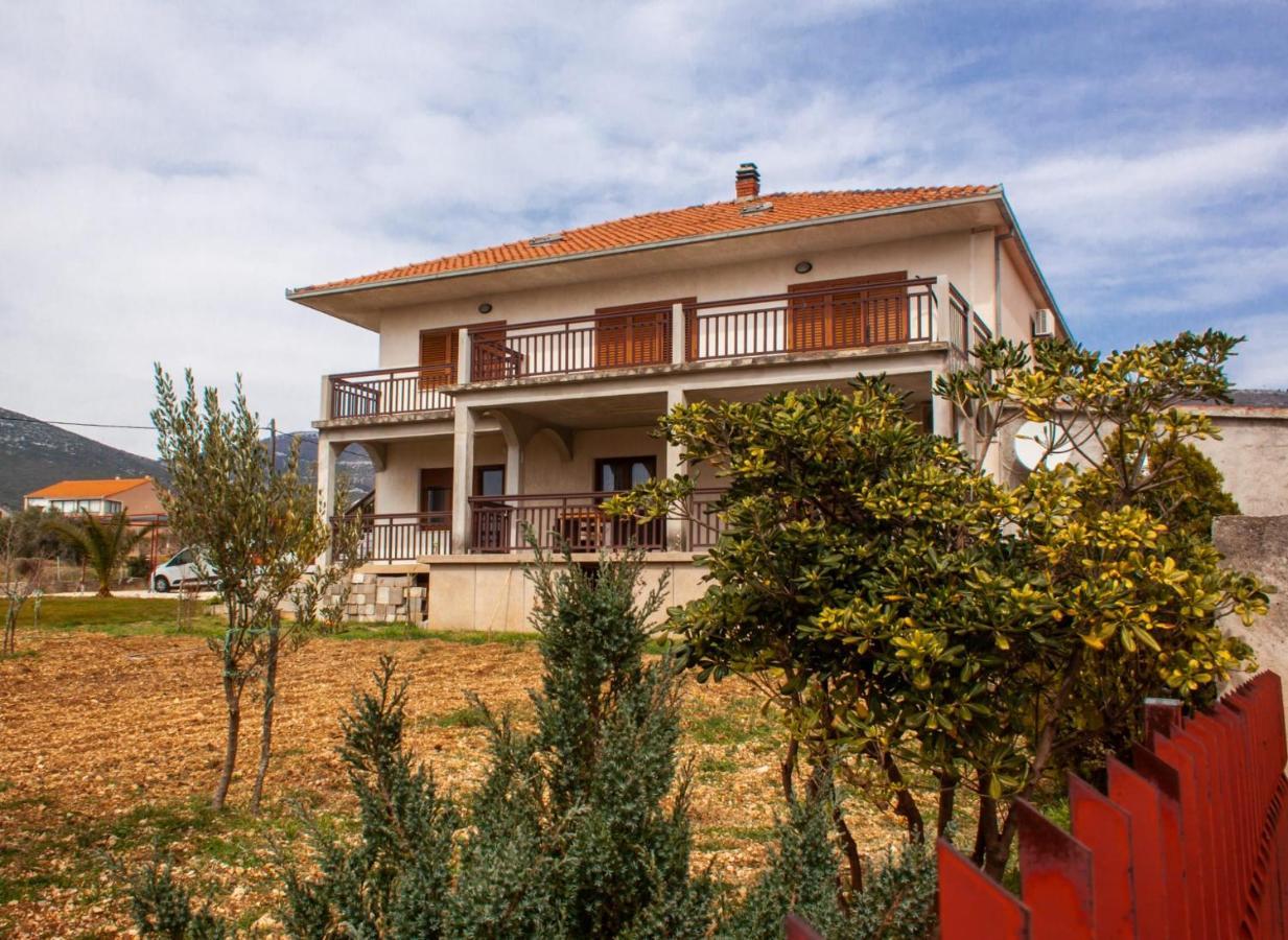 Apartment Juric Kaštel Novi Exterior foto